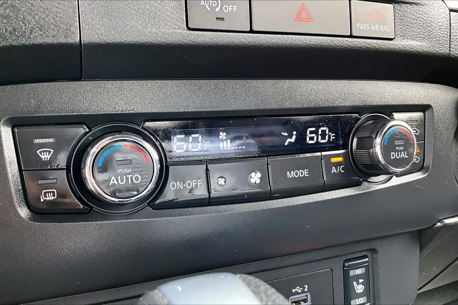 Used 2024 Nissan Frontier PRO-4X w/ Pro Premium Package AWD/4WD image 33