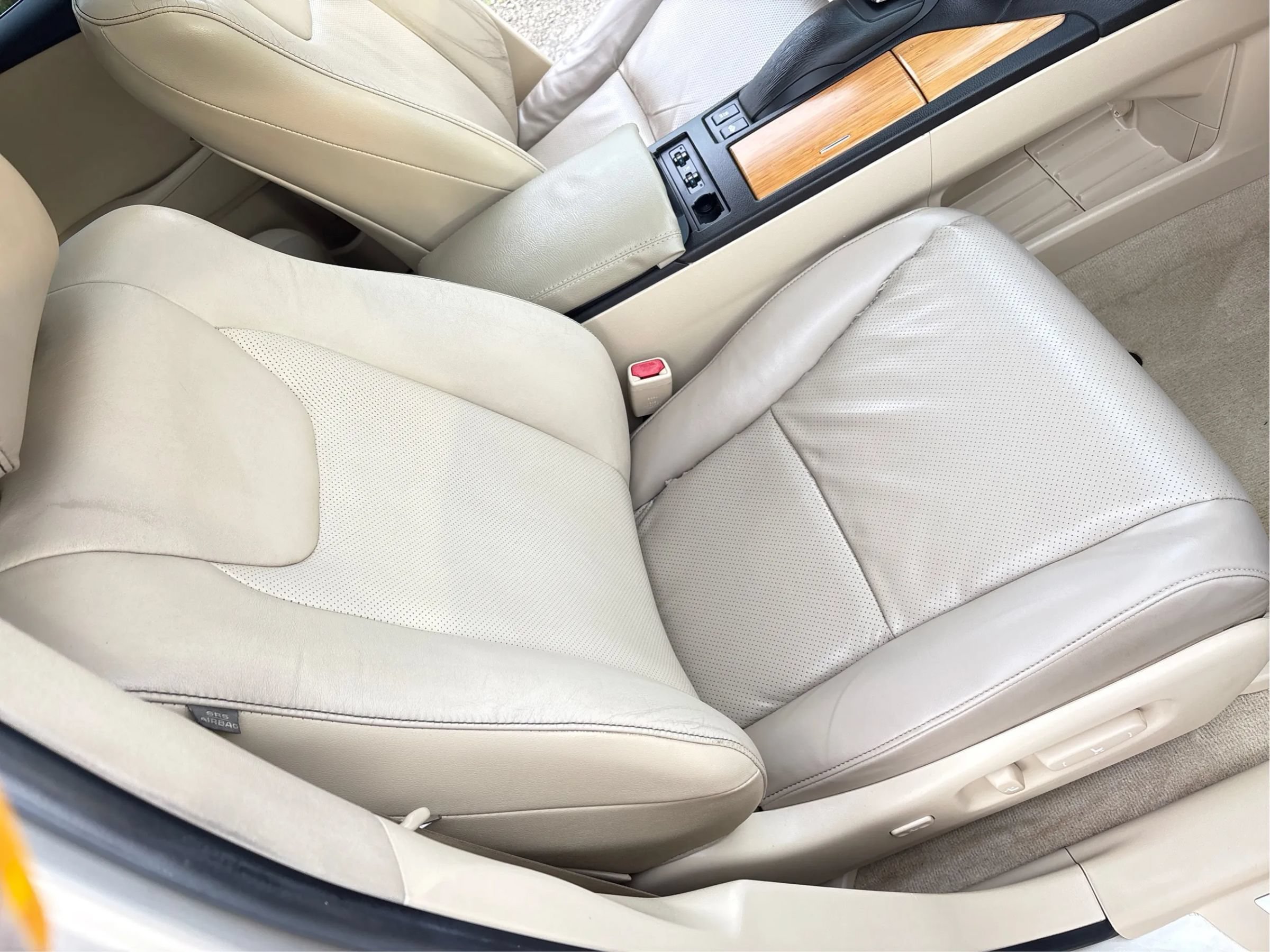 Used 2015 Lexus RX 450h FWD image 17