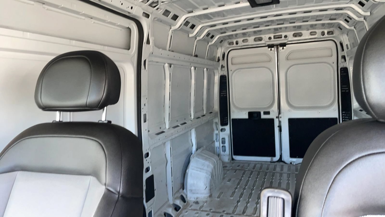 Used 2025 RAM ProMaster 3500 w/ Convenience Group FWD image 30