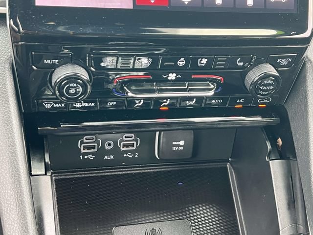 Used 2023 Jeep Grand Cherokee L Limited w/ Luxury Tech Group II AWD/4WD image 32