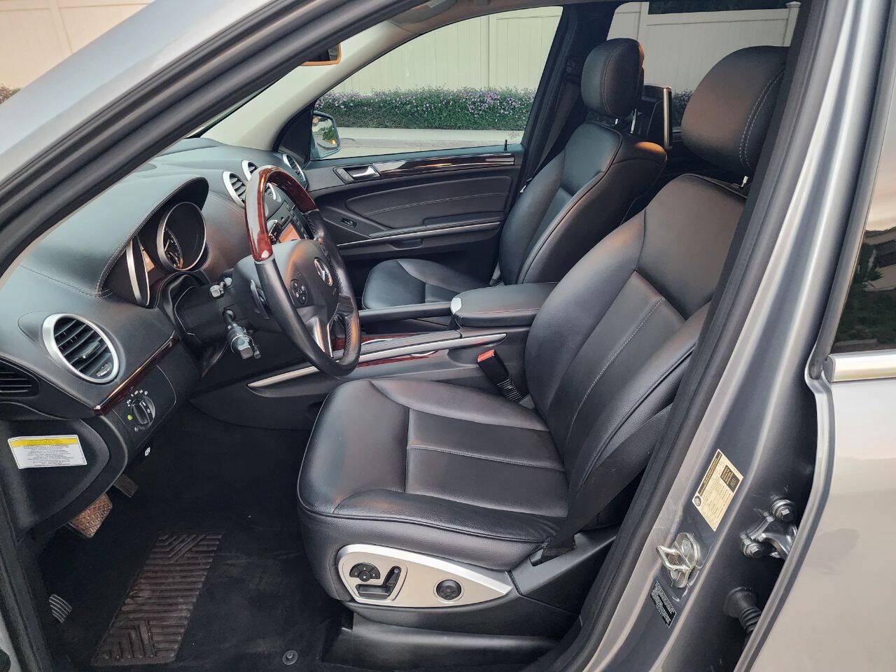 Used 2012 Mercedes-Benz GL 450 4MATIC image 11