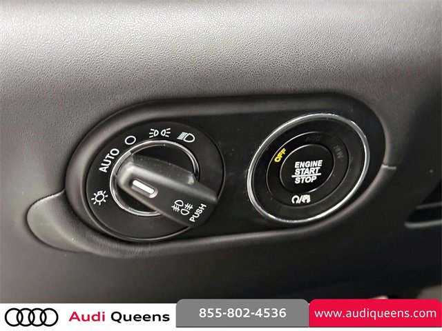 Used 2019 Maserati Levante GTS image 19