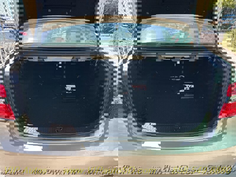 Used 2011 Mercedes-Benz E 350 Sedan image 35