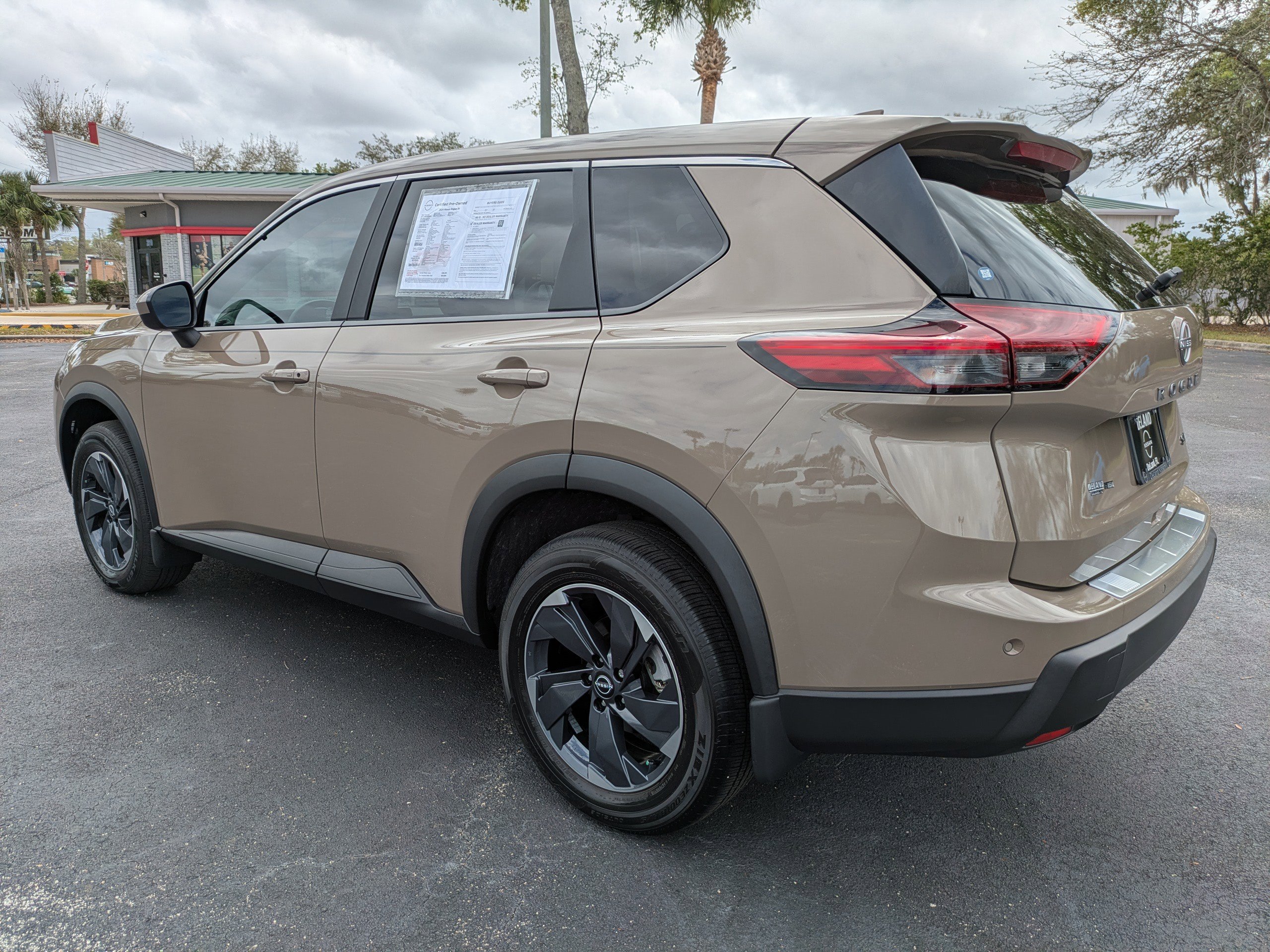 Certified 2024 Nissan Rogue SV image 5