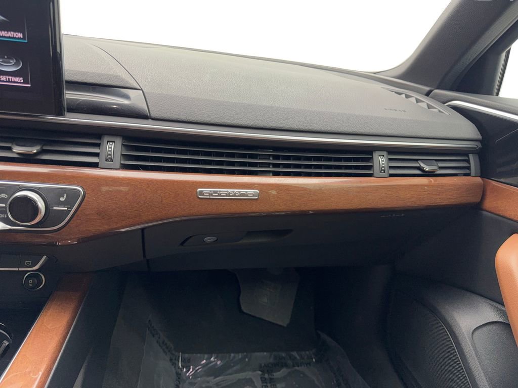 Used 2023 Audi A4 2.0T Premium w/ Convenience Package image 59