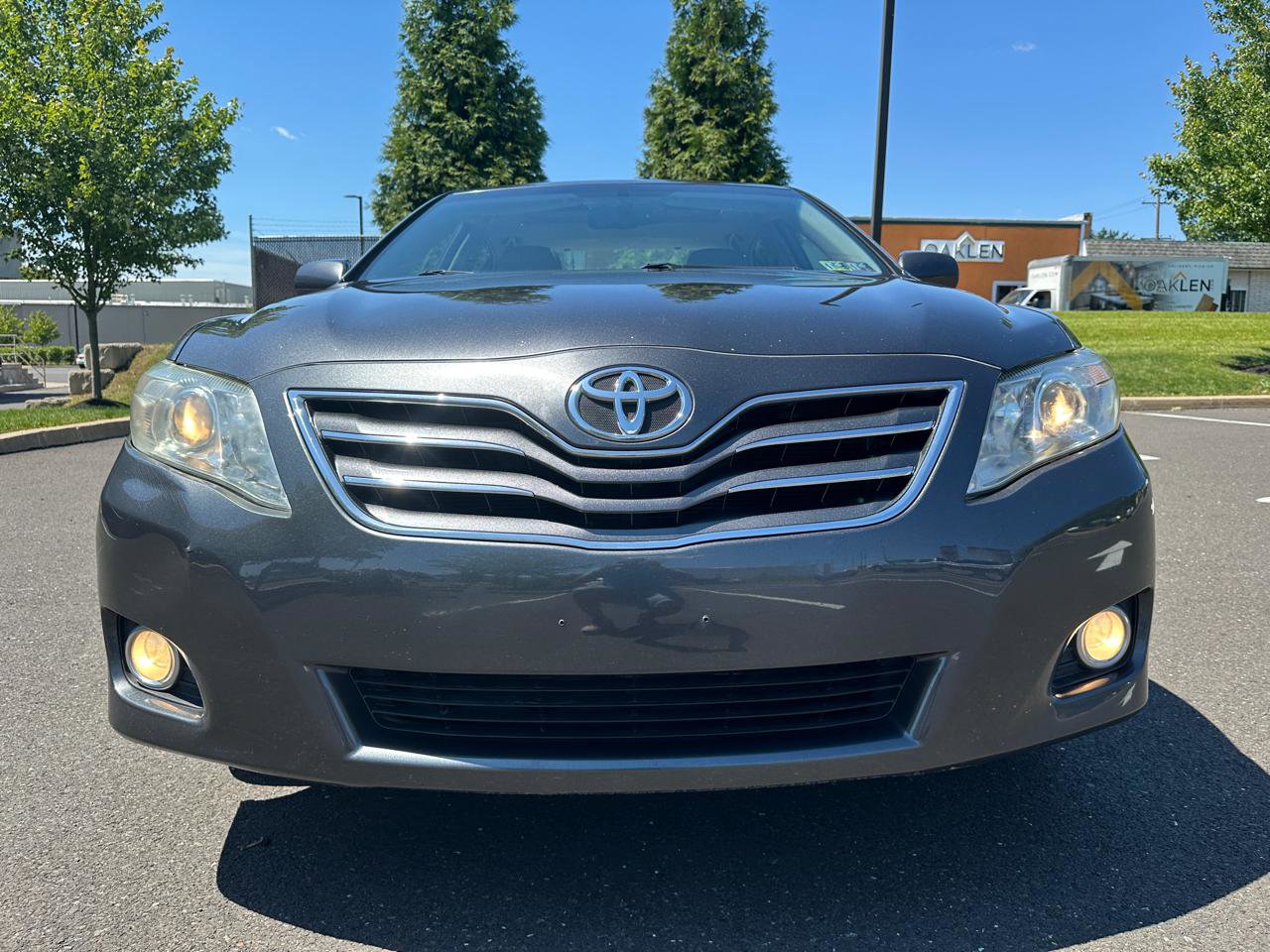 Used 2010 Toyota Camry XLE FWD image 26