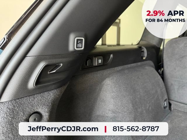 New 2026 Jeep Grand Cherokee Summit w/ Obsidian Package AWD/4WD image 31