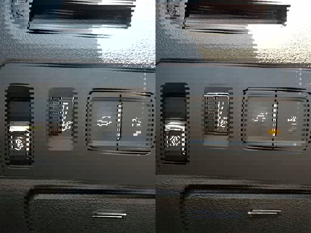 Used 2018 Chevrolet Impala LT w/ LT Leather Package image 23