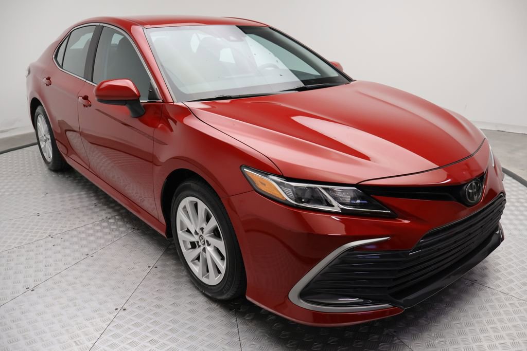 Certified 2023 Toyota Camry LE image 6