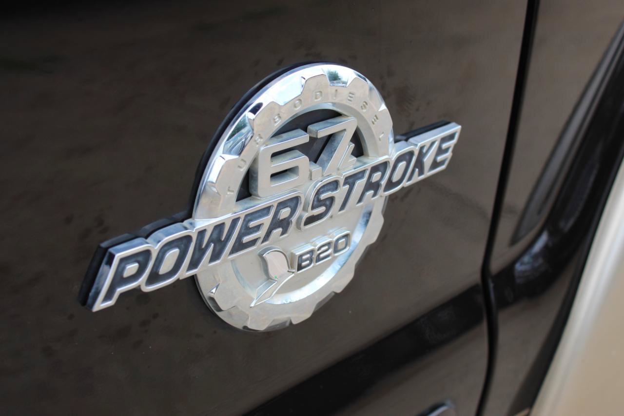 Used 2013 Ford F250 Lariat w/ Lariat Ultimate Pkg AWD/4WD image 3