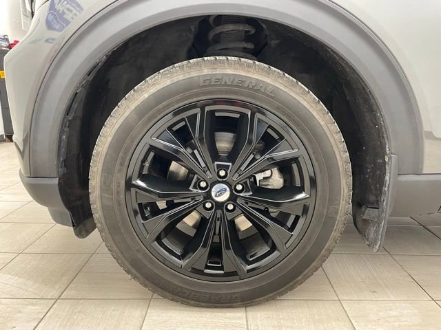 Used 2020 Ford Explorer XLT w/ Equipment Group 202A image 8