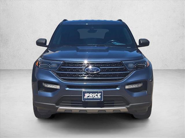 Used 2020 Ford Explorer XLT w/ Equipment Group 202A image 2
