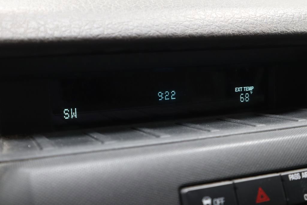 Used 2012 Ford F150 XLT w/ XLT Chrome Pkg AWD/4WD image 32