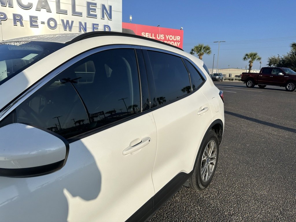 Used 2022 Ford Escape SEL image 12