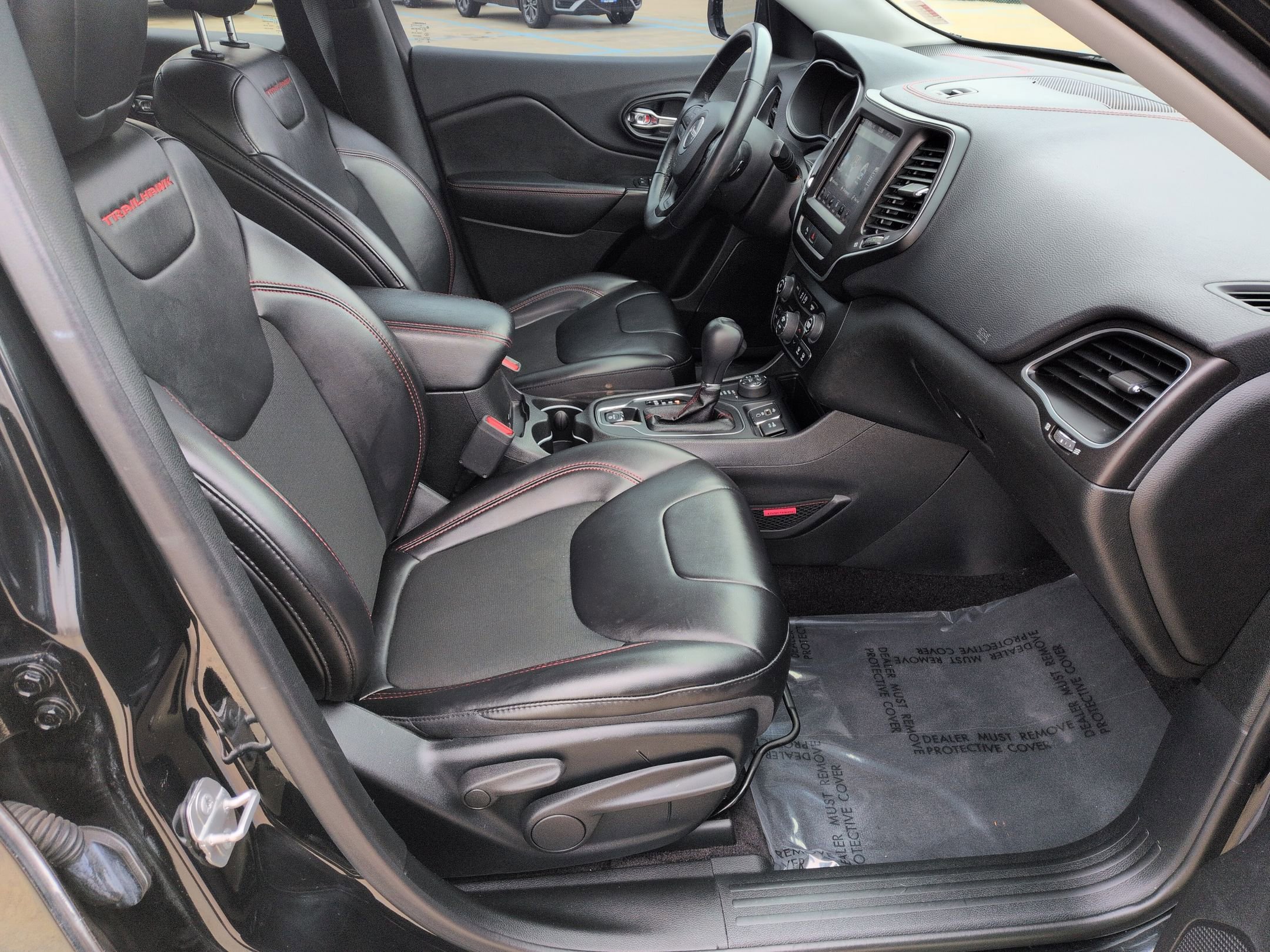 Used 2019 Jeep Cherokee Trailhawk w/ Comfort/Convenience Group image 31