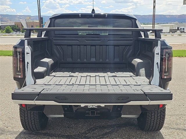 New 2025 GMC Hummer EV 2X image 25