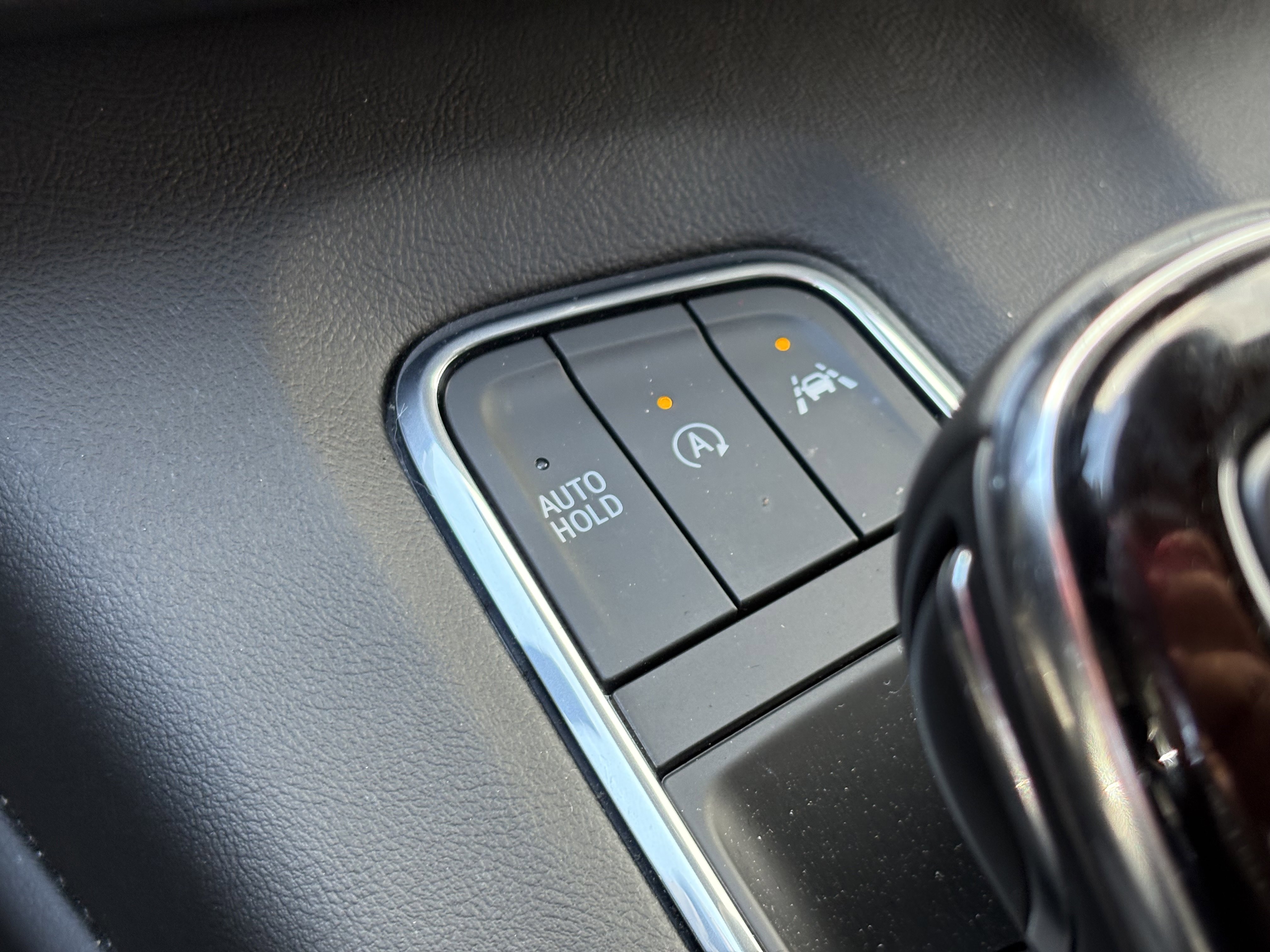 Used 2024 Cadillac Escalade ESV Premium Luxury w/ Performance Package AWD/4WD image 28