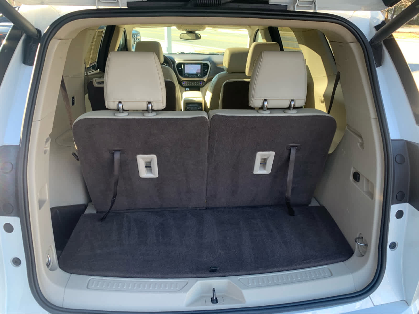 Used 2017 GMC Acadia Denali image 6