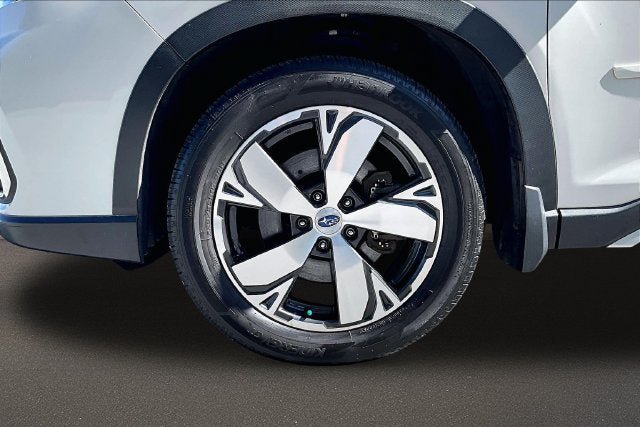 Used 2019 Subaru Forester Touring AWD/4WD image 8