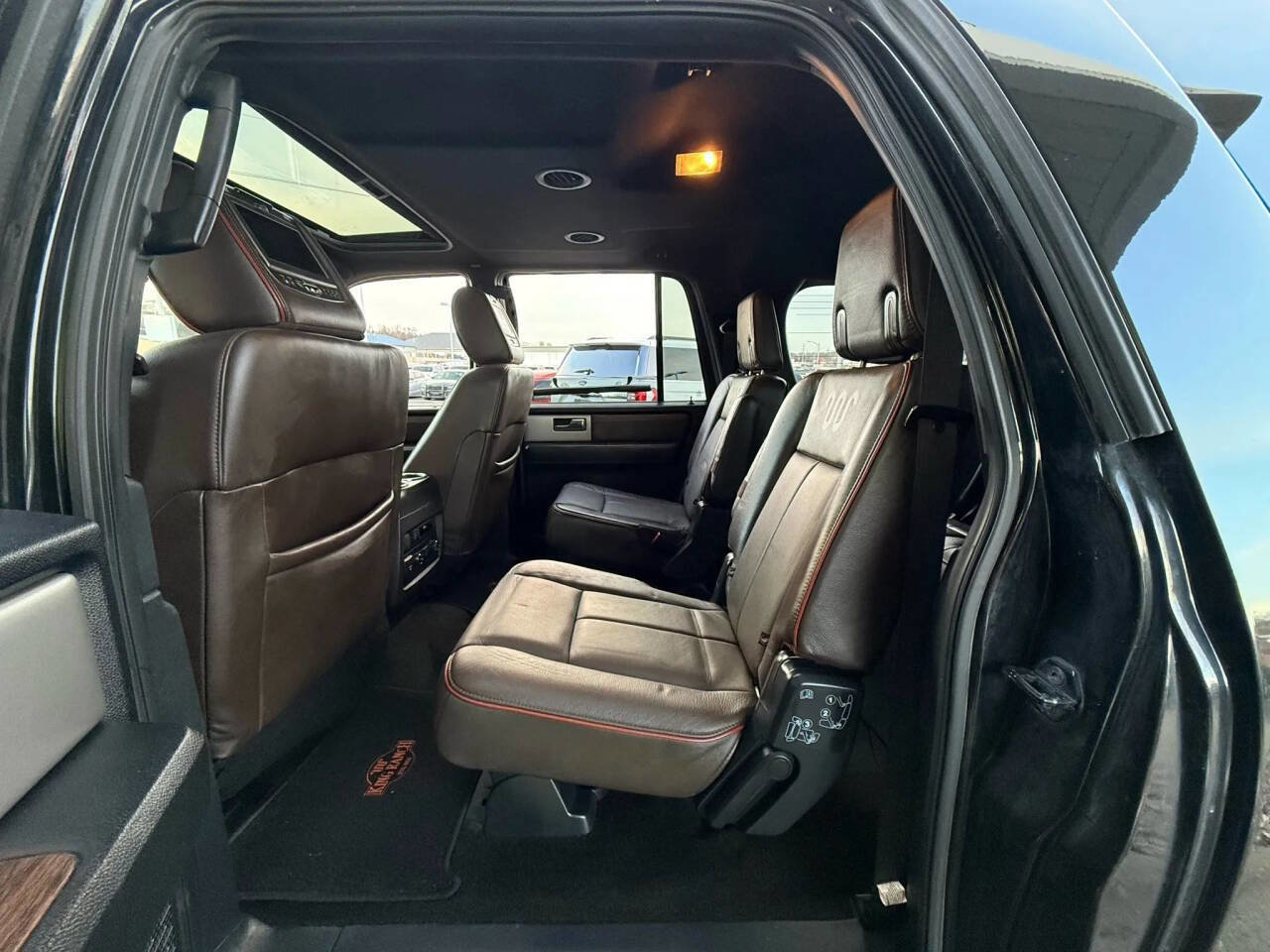 Used 2015 Ford Expedition EL King Ranch image 14