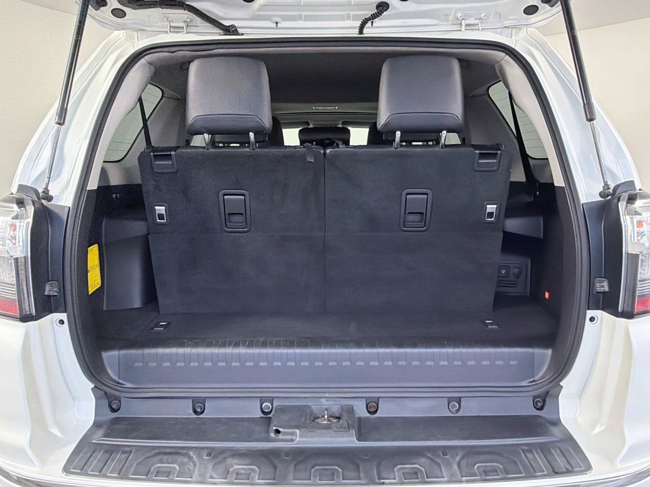 Used 2014 Toyota 4Runner Limited AWD/4WD image 45