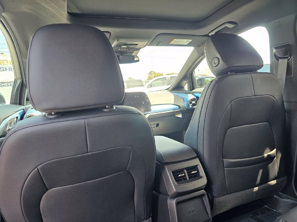 New 2026 Chevrolet Equinox EV LT FWD image 20