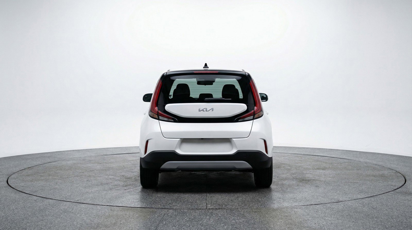 Used 2025 Kia Soul LX w/ LX Technology Package FWD image 7