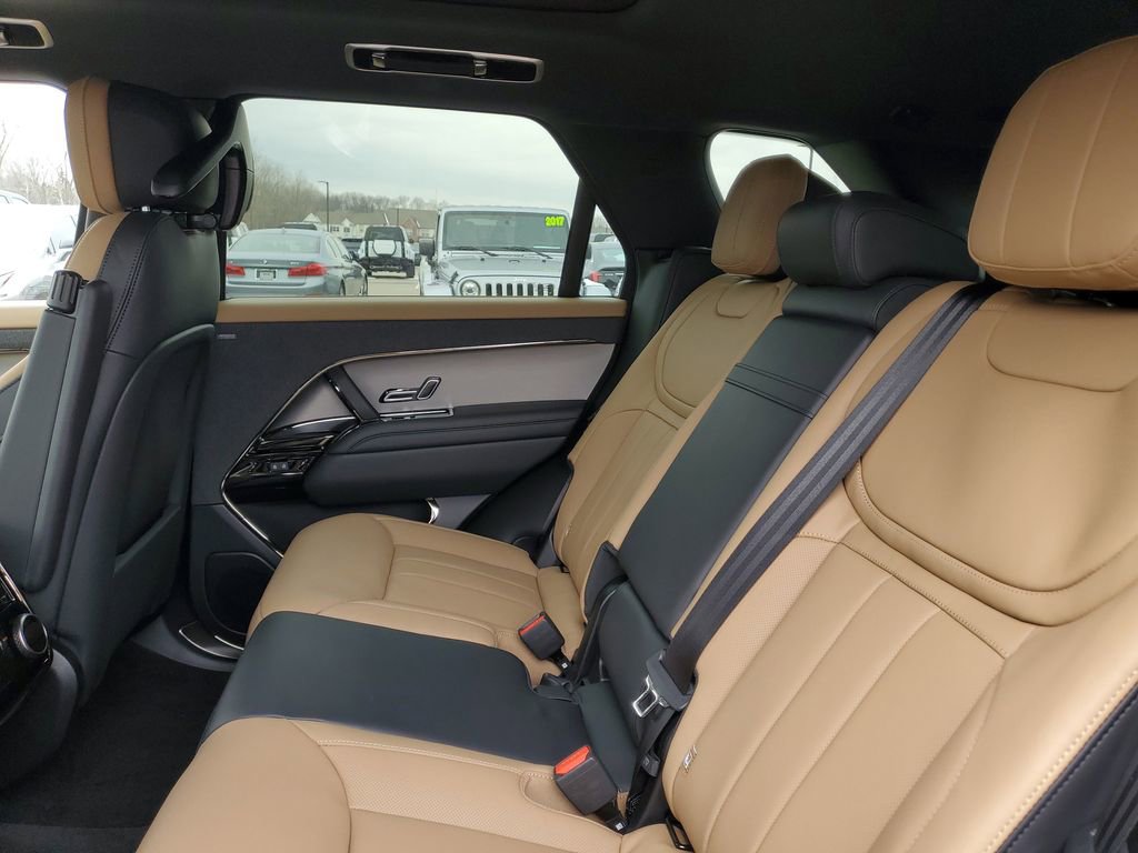 New 2026 Land Rover Range Rover Sport Dynamic SE AWD/4WD image 26