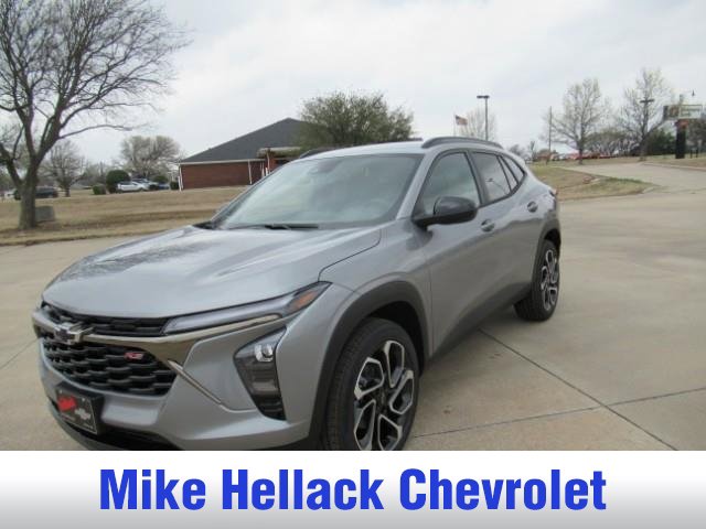 Used 2026 Chevrolet Trax RS w/ Driver Confidence Package FWD image 2