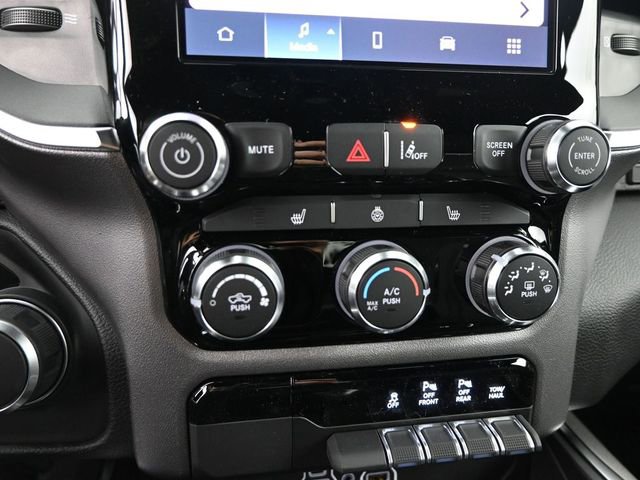 New 2026 RAM 1500 4x4 Crew Cab image 33