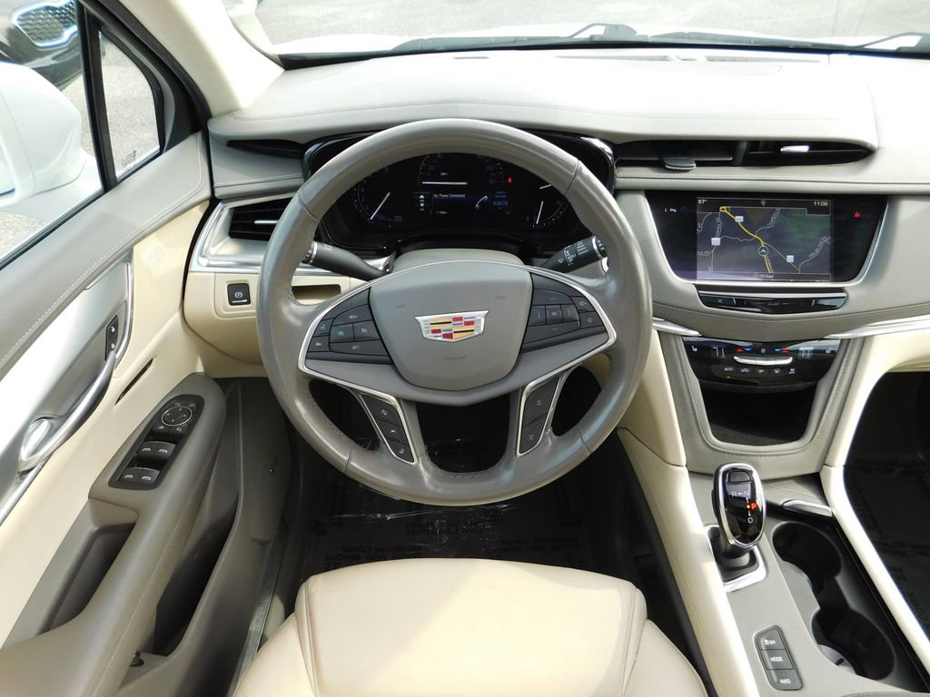 Used 2019 Cadillac XT5 Luxury image 16