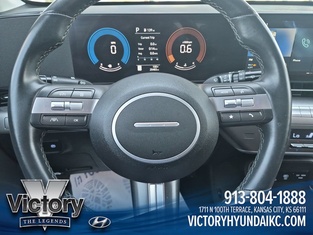 Used 2025 Hyundai Kona SEL FWD image 14