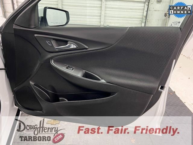 Used 2024 Chevrolet Malibu LT image 40