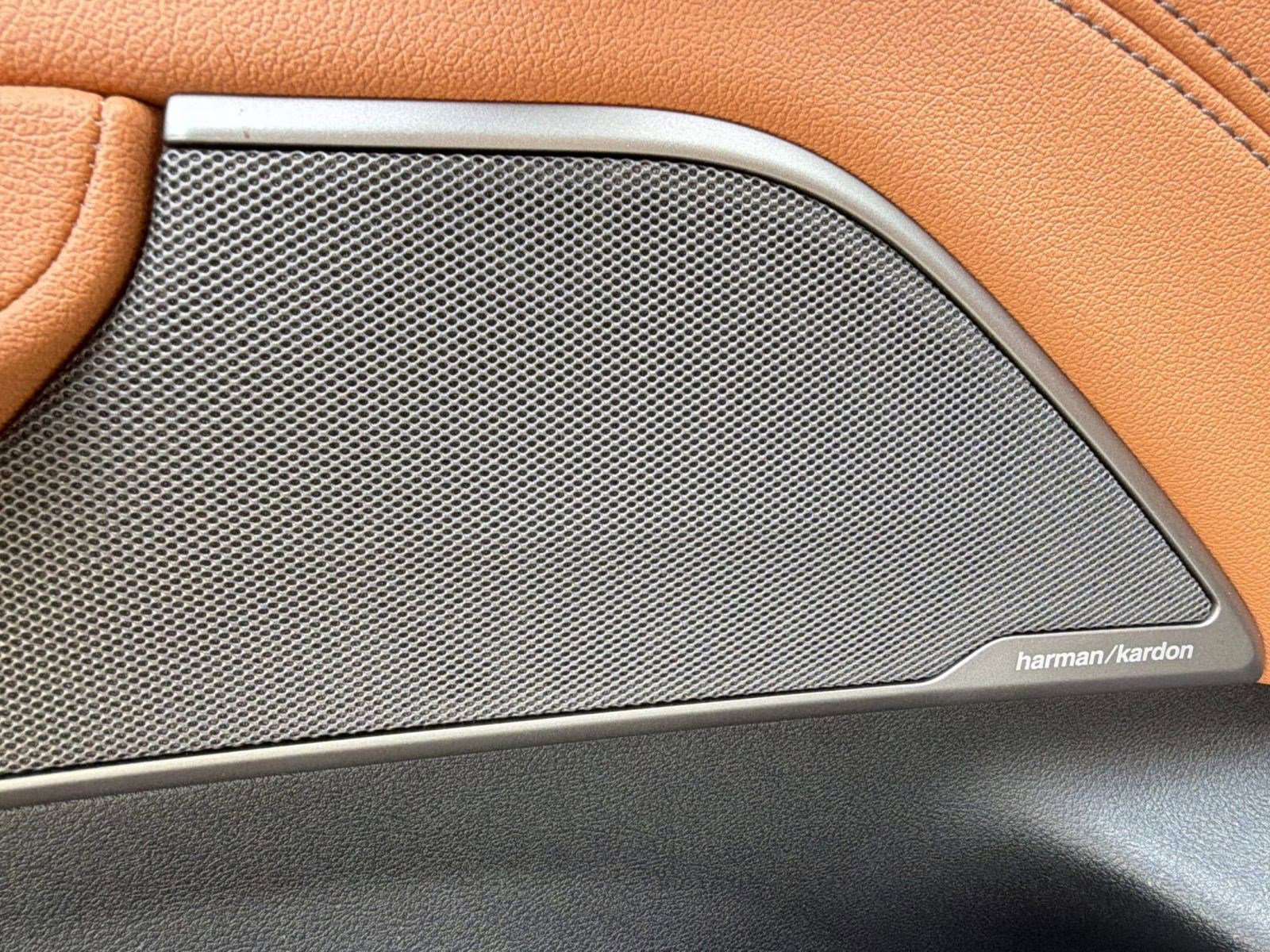 Certified 2023 BMW 530i w/ Premium Package image 21