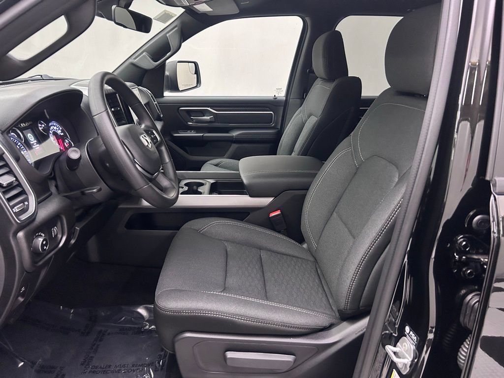 New 2026 RAM 1500 Big Horn AWD/4WD image 12