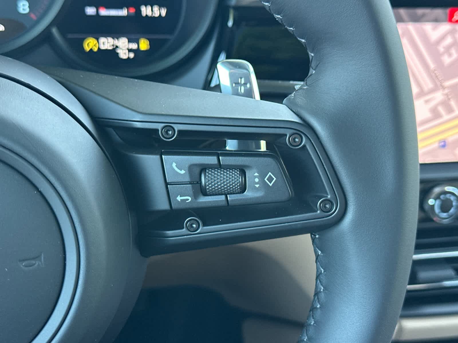 New 2026 Porsche Macan AWD/4WD image 28