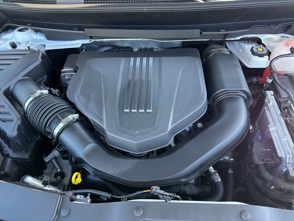 Used 2025 GMC Acadia Elevation FWD image 37