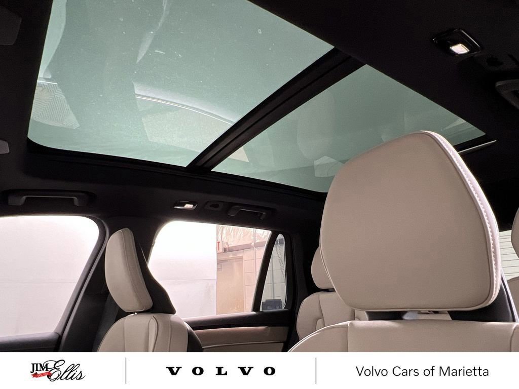 Used 2026 Volvo XC90 B6 Plus w/ Protection Package Premier AWD/4WD image 16