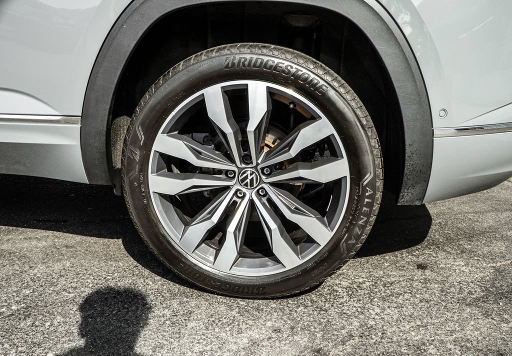Used 2021 Volkswagen Atlas Cross Sport SEL Premium R-Line AWD/4WD image 28