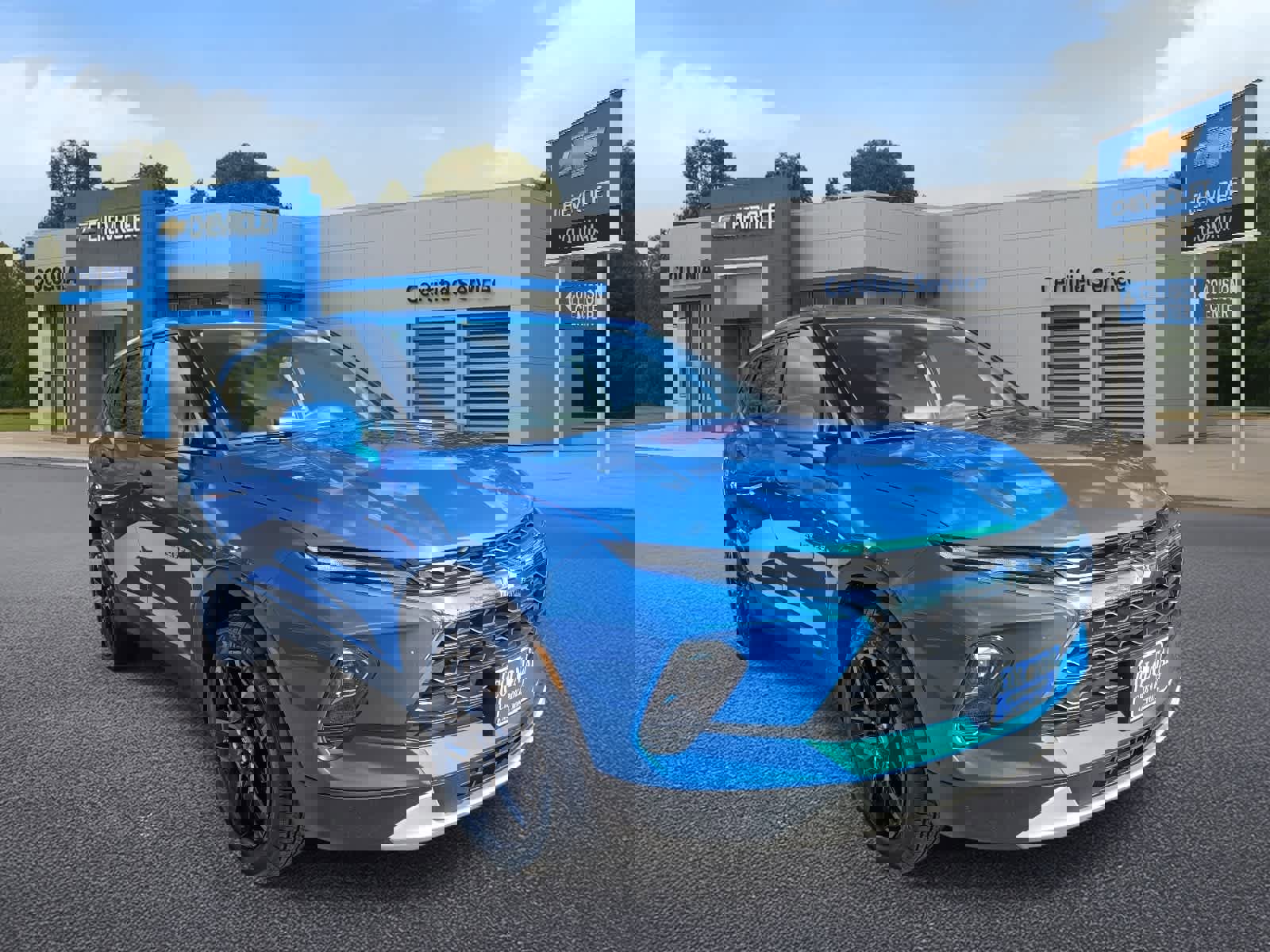 Used 2025 Chevrolet Blazer LT w/ Driver Confidence Package FWD image 2