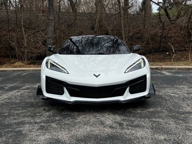 Used 2025 Chevrolet Corvette Z06 w/ Battery Protection Package image 9