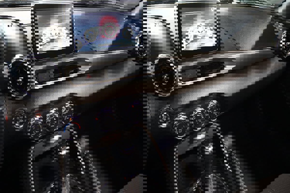 Used 2017 FIAT 124 Spider Classica image 43