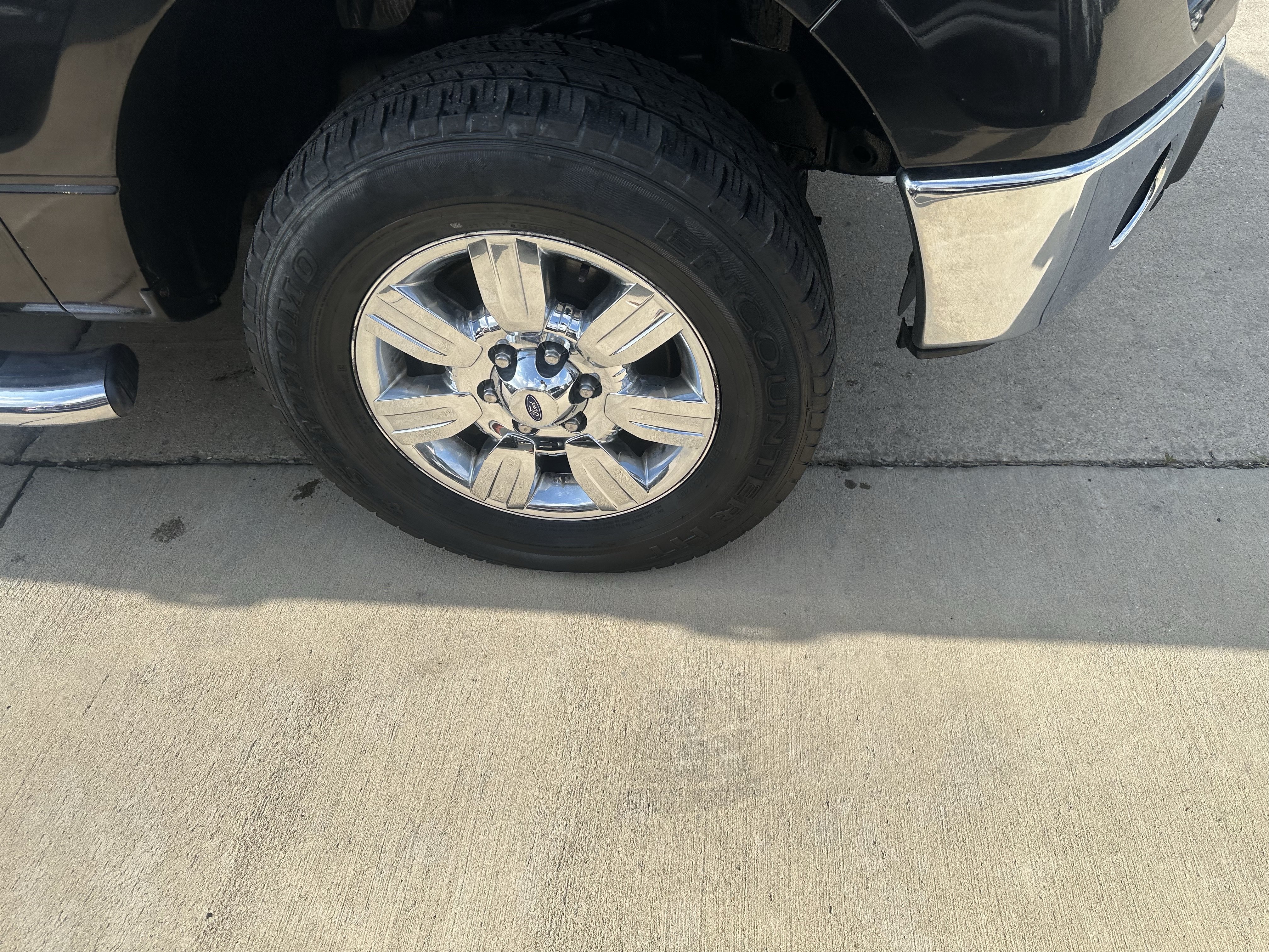 Used 2012 Ford F150 XLT w/ XLT Chrome Pkg AWD/4WD image 4
