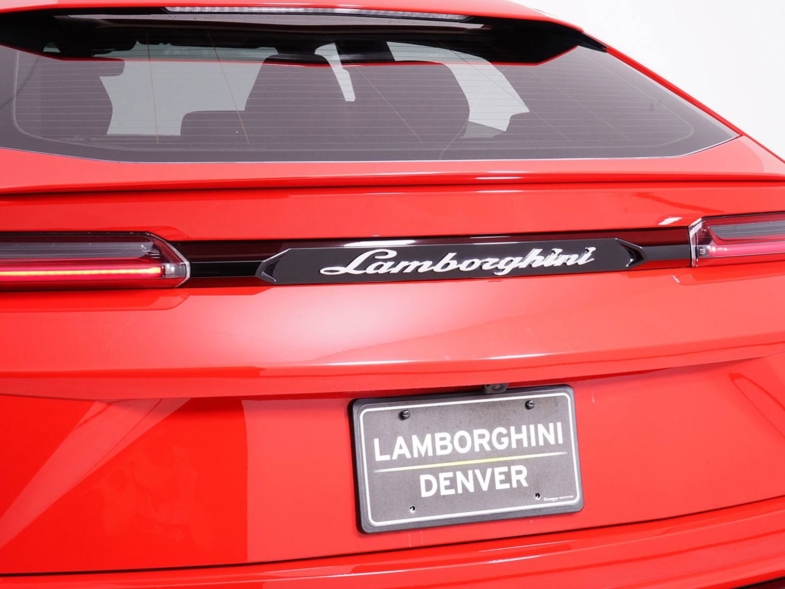 Used 2022 Lamborghini Urus AWD/4WD image 20