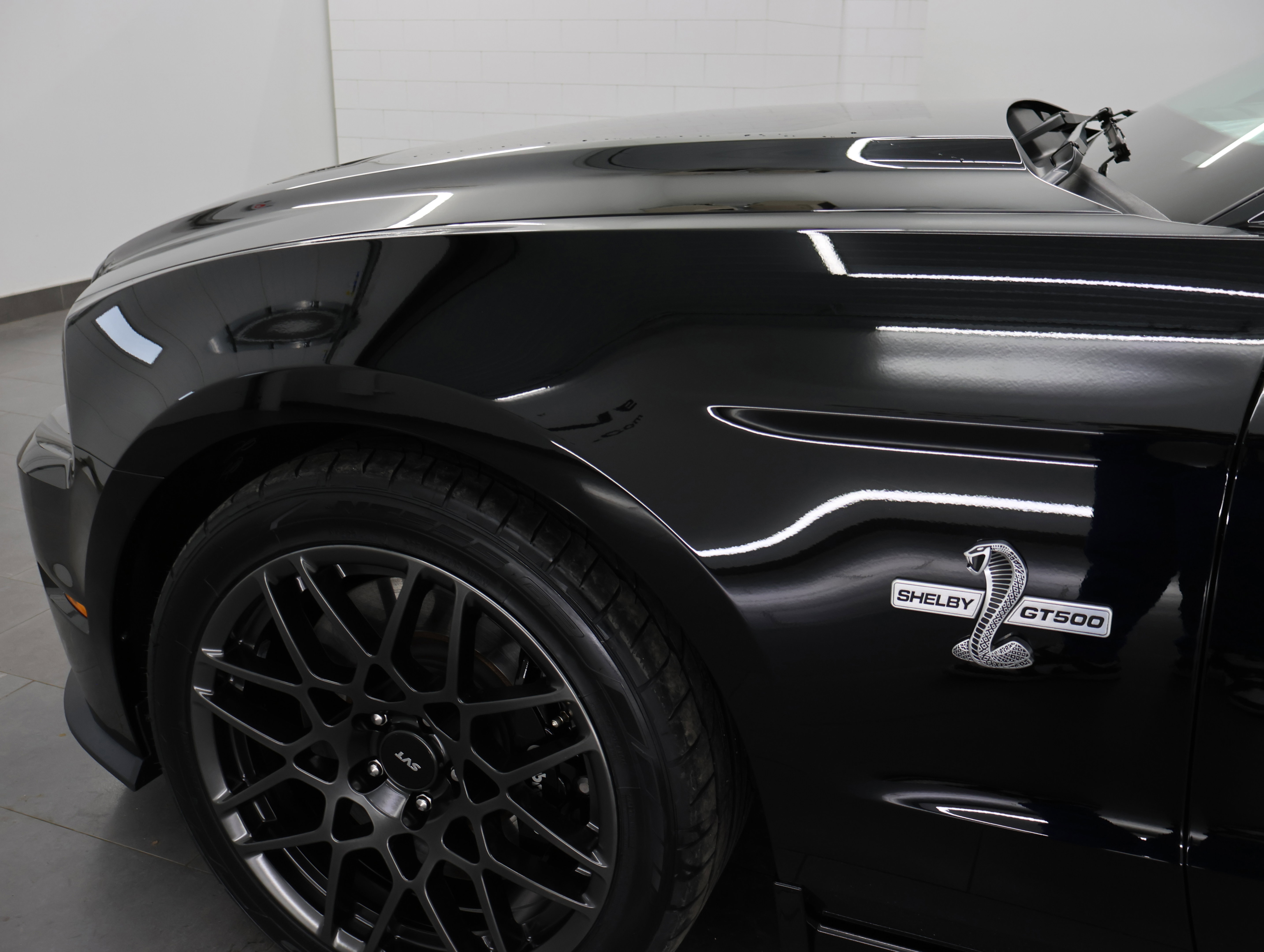 Used 2013 Ford Mustang Shelby GT500 RWD image 32
