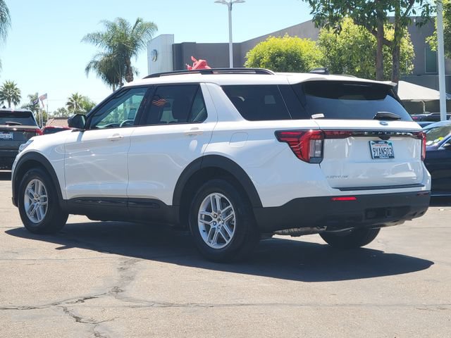 Used 2026 Ford Explorer Active RWD image 2
