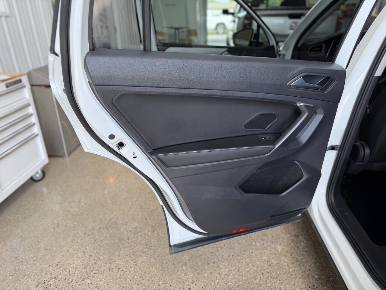 Used 2024 Volkswagen Tiguan S AWD/4WD image 30