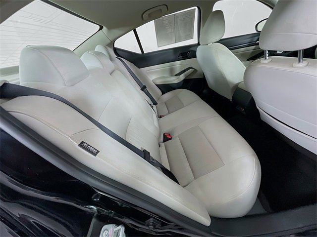 Used 2025 Nissan Altima 2.5 SV image 26