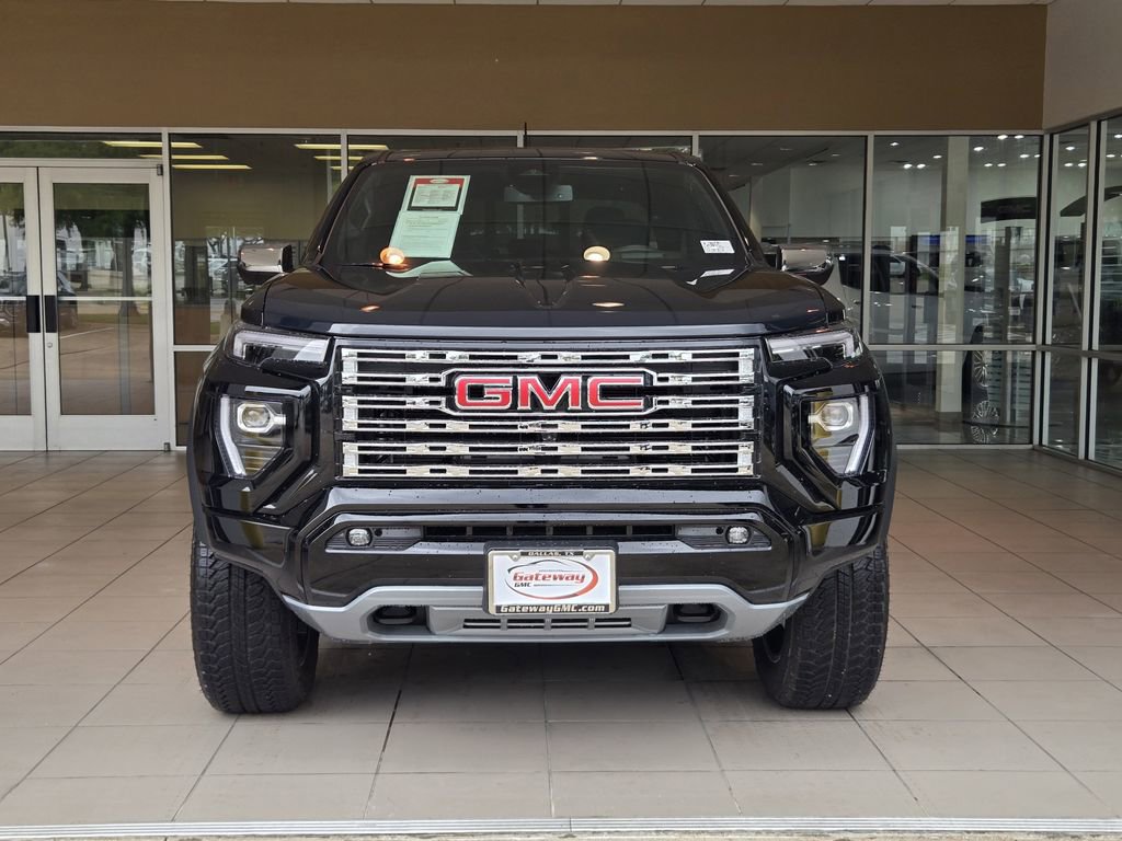 Used 2026 GMC Canyon Denali AWD/4WD image 2