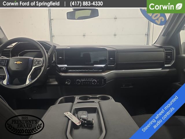 Used 2024 Chevrolet Silverado 1500 LT AWD/4WD image 13